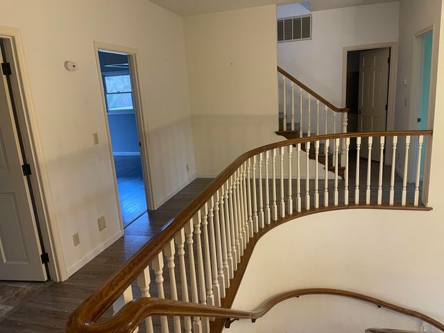 800 Sunny Glen Way, Wolf Creek, OR 97497