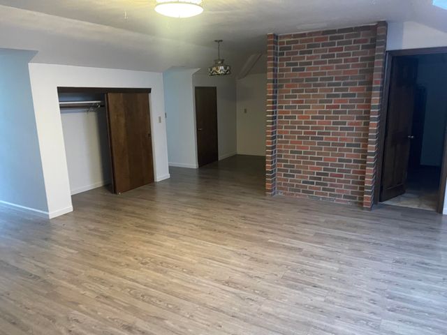 800 Sunny Glen Way, Wolf Creek, OR 97497