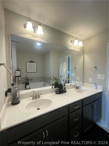 134 Chatfield Drive, Raeford, NC 28376