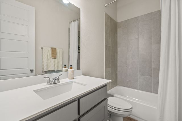 5716 Turner May Drive, Fort Worth, TX 76126