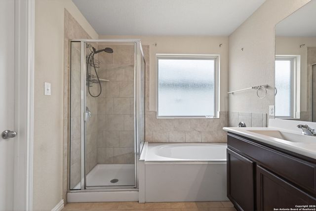 9023 Bowring Park, Converse, TX 78109