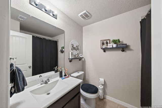 9023 Bowring Park, Converse, TX 78109