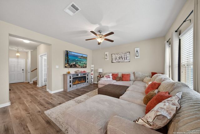 9023 Bowring Park, Converse, TX 78109