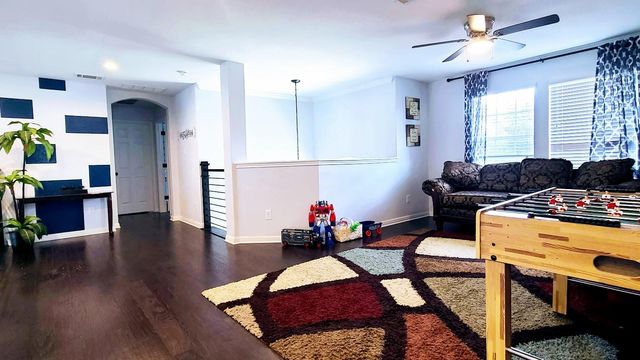 1721 Buffalo Thunder, Leander, TX 78641