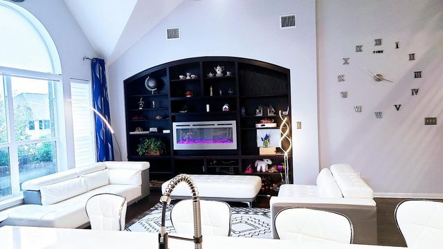 1721 Buffalo Thunder, Leander, TX 78641