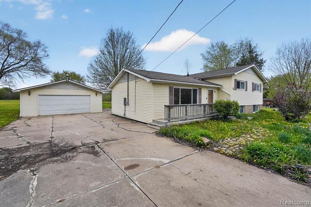 5457 E Frances Road, Mount Morris, MI 48458