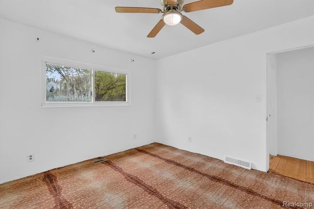 5457 E Frances Road, Mount Morris, MI 48458