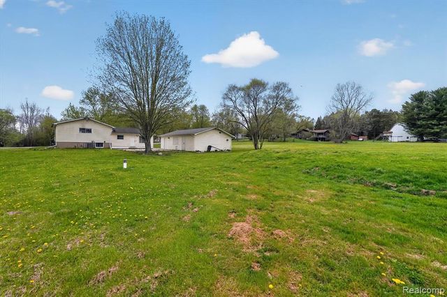 5457 E Frances Road, Mount Morris, MI 48458