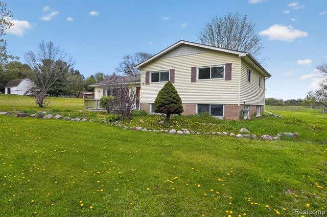 5457 E Frances Road, Mount Morris, MI 48458
