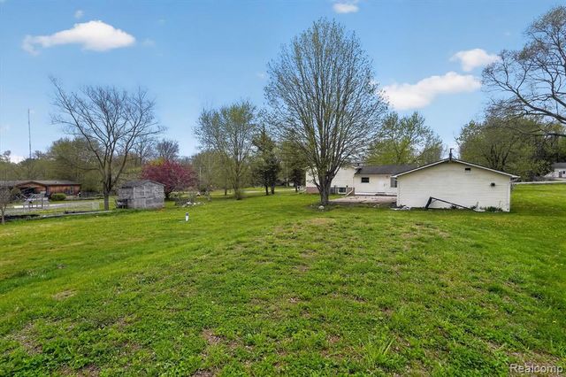 5457 E Frances Road, Mount Morris, MI 48458