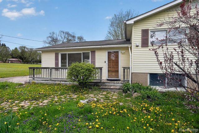 5457 E Frances Road, Mount Morris, MI 48458