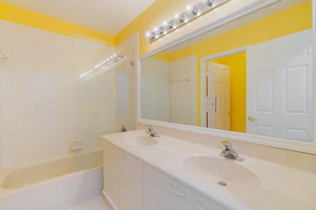 1321 Isleworth Court, Royal Palm Beach, FL 33411