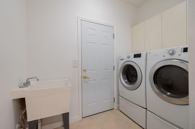 1321 Isleworth Court, Royal Palm Beach, FL 33411