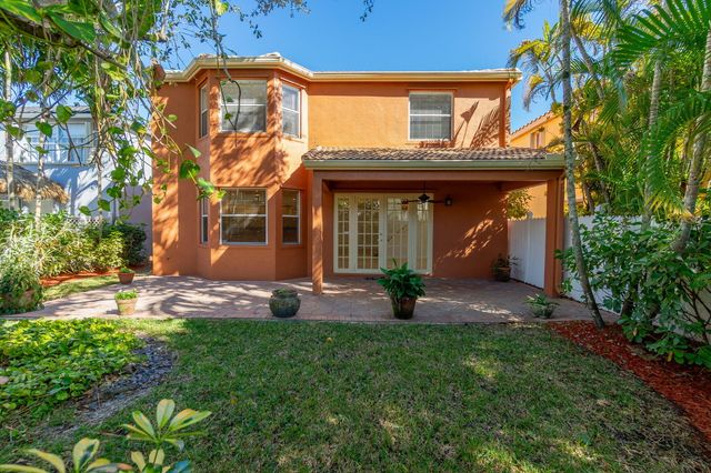 1321 Isleworth Court, Royal Palm Beach, FL 33411