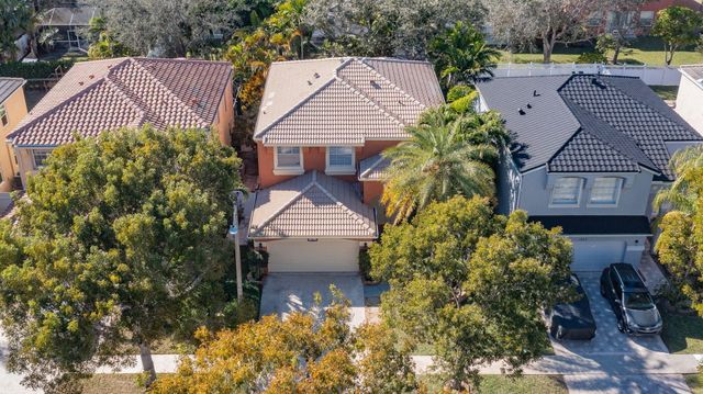 1321 Isleworth Court, Royal Palm Beach, FL 33411