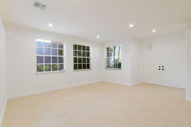 1321 Isleworth Court, Royal Palm Beach, FL 33411