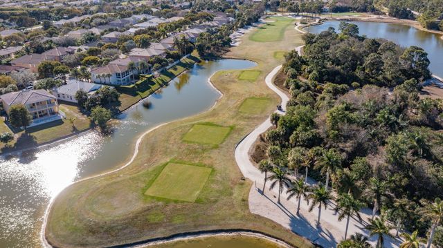 1321 Isleworth Court, Royal Palm Beach, FL 33411