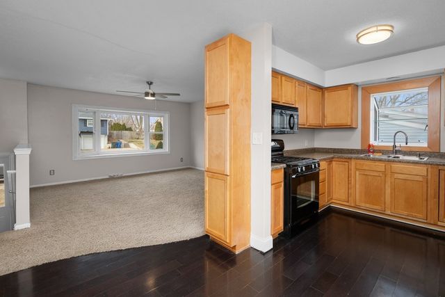 4811 Gaines Street, Davenport, IA 52806