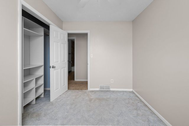4811 Gaines Street, Davenport, IA 52806