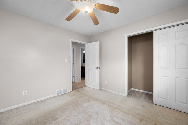 4811 Gaines Street, Davenport, IA 52806