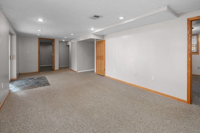 4811 Gaines Street, Davenport, IA 52806