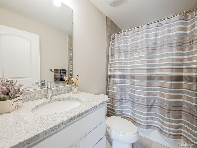 47707 Alden Terrace N, Northville Township, MI 48168