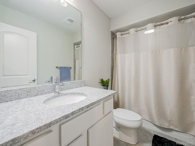 47707 Alden Terrace N, Northville Township, MI 48168
