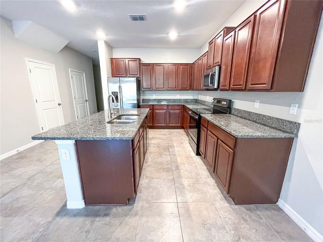 8078 ROLLING SHELL TRAIL, Wesley Chapel, FL 33545