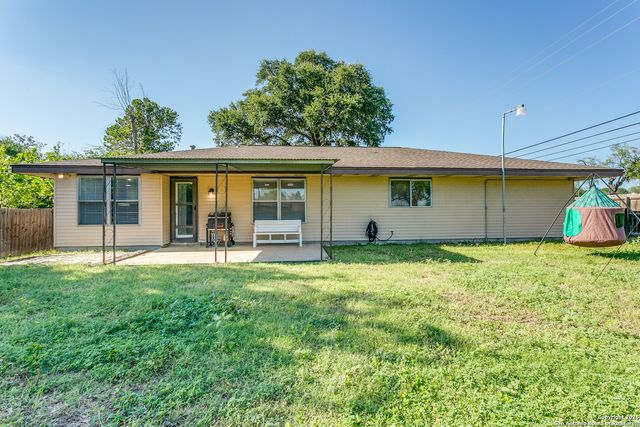 5134 Lancelot, San Antonio, TX 78218