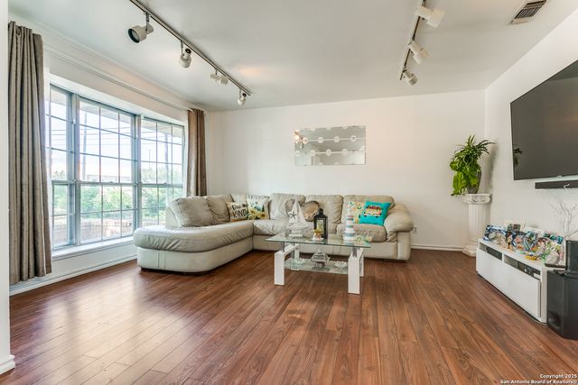 5134 Lancelot, San Antonio, TX 78218