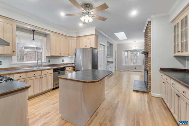 12048 LOUISA RD, Gordonsville, VA 22942