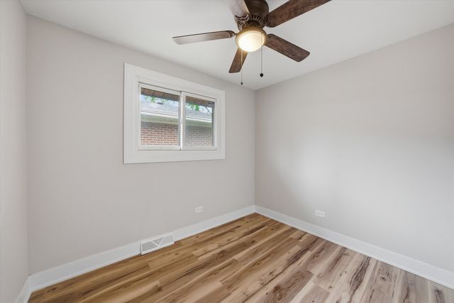 11613 S Loomis Street, Chicago, IL 60643