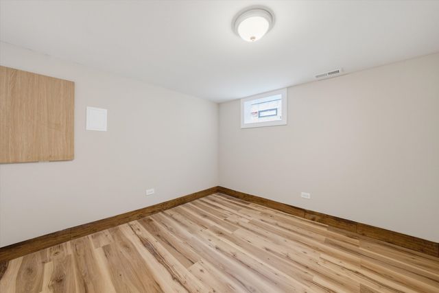 11613 S Loomis Street, Chicago, IL 60643