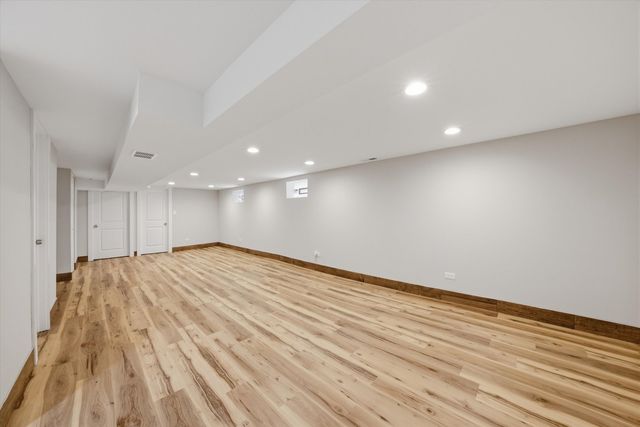11613 S Loomis Street, Chicago, IL 60643