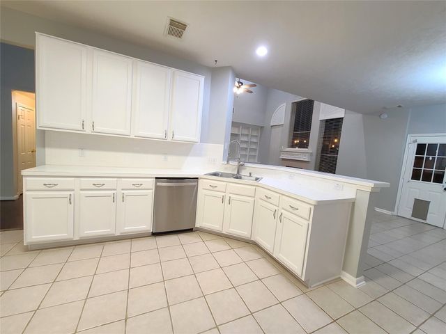 6002 N Fawnlake Drive, Katy, TX 77493