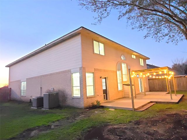 6002 N Fawnlake Drive, Katy, TX 77493