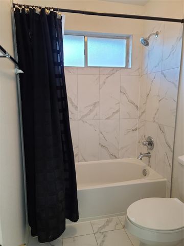 6002 N Fawnlake Drive, Katy, TX 77493