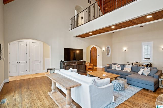 77 WATERS EDGE WAY, Alpine, AL 35014