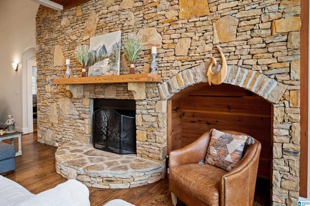 77 WATERS EDGE WAY, Alpine, AL 35014