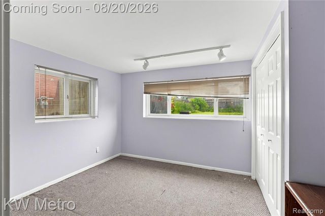 32438 Washington Street, Livonia, MI 48150