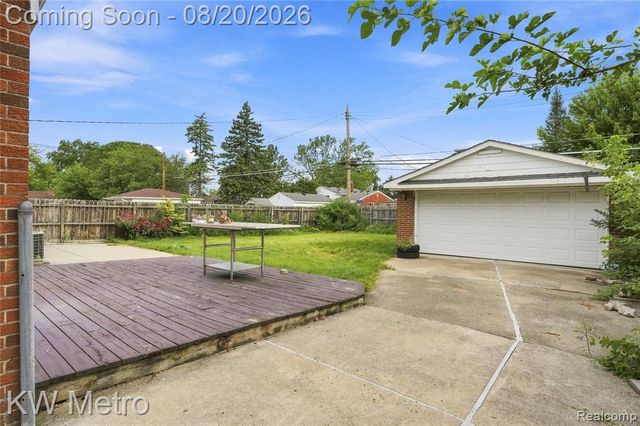 32438 Washington Street, Livonia, MI 48150