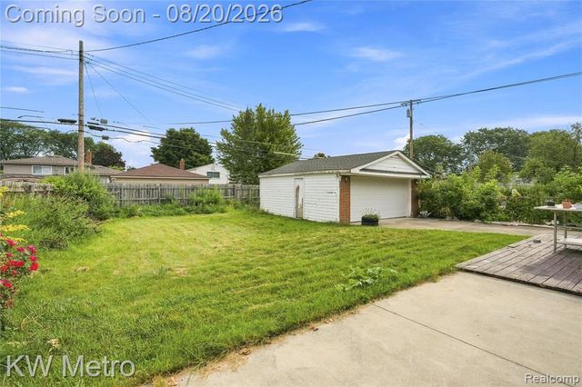 32438 Washington Street, Livonia, MI 48150