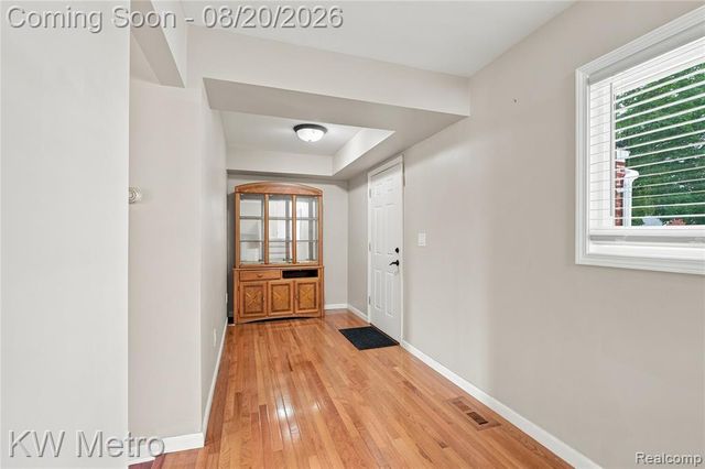 32438 Washington Street, Livonia, MI 48150