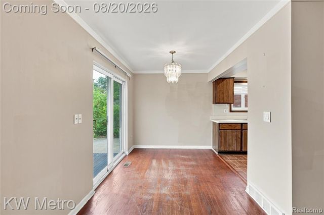 32438 Washington Street, Livonia, MI 48150