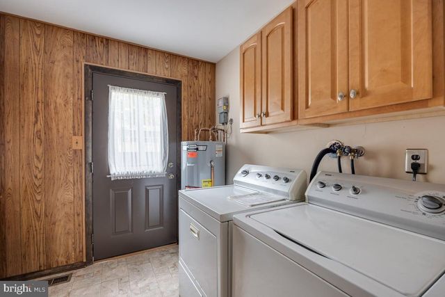 1088 LINCOLN AVE, Atco, NJ 08004