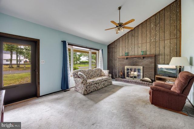 1088 LINCOLN AVE, Atco, NJ 08004