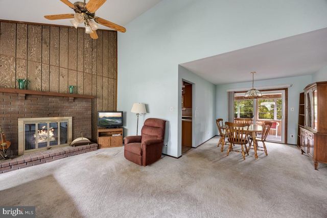 1088 LINCOLN AVE, Atco, NJ 08004