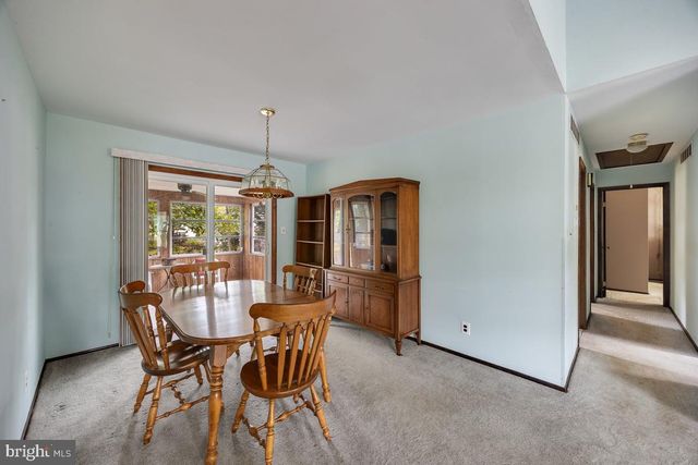 1088 LINCOLN AVE, Atco, NJ 08004