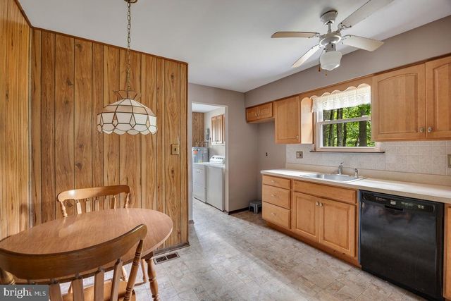 1088 LINCOLN AVE, Atco, NJ 08004