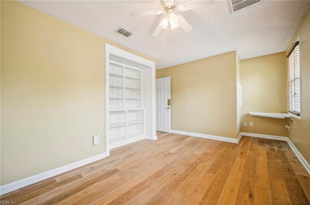 1209 Course View CIR, Virginia Beach, VA 23455